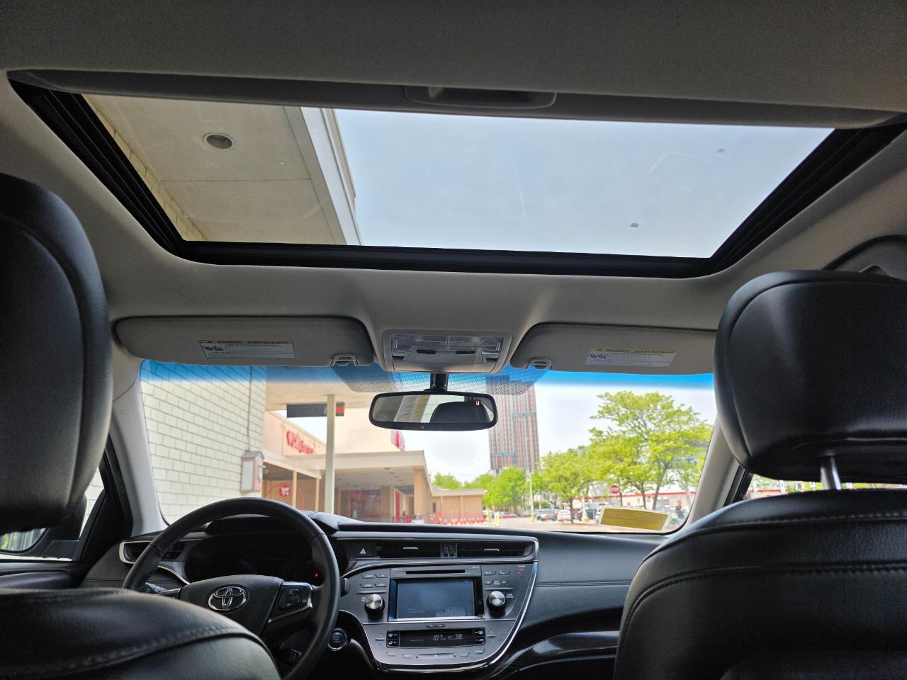 Toyota Avalon 4dr Sdn XLE Touring (Natl) 2015