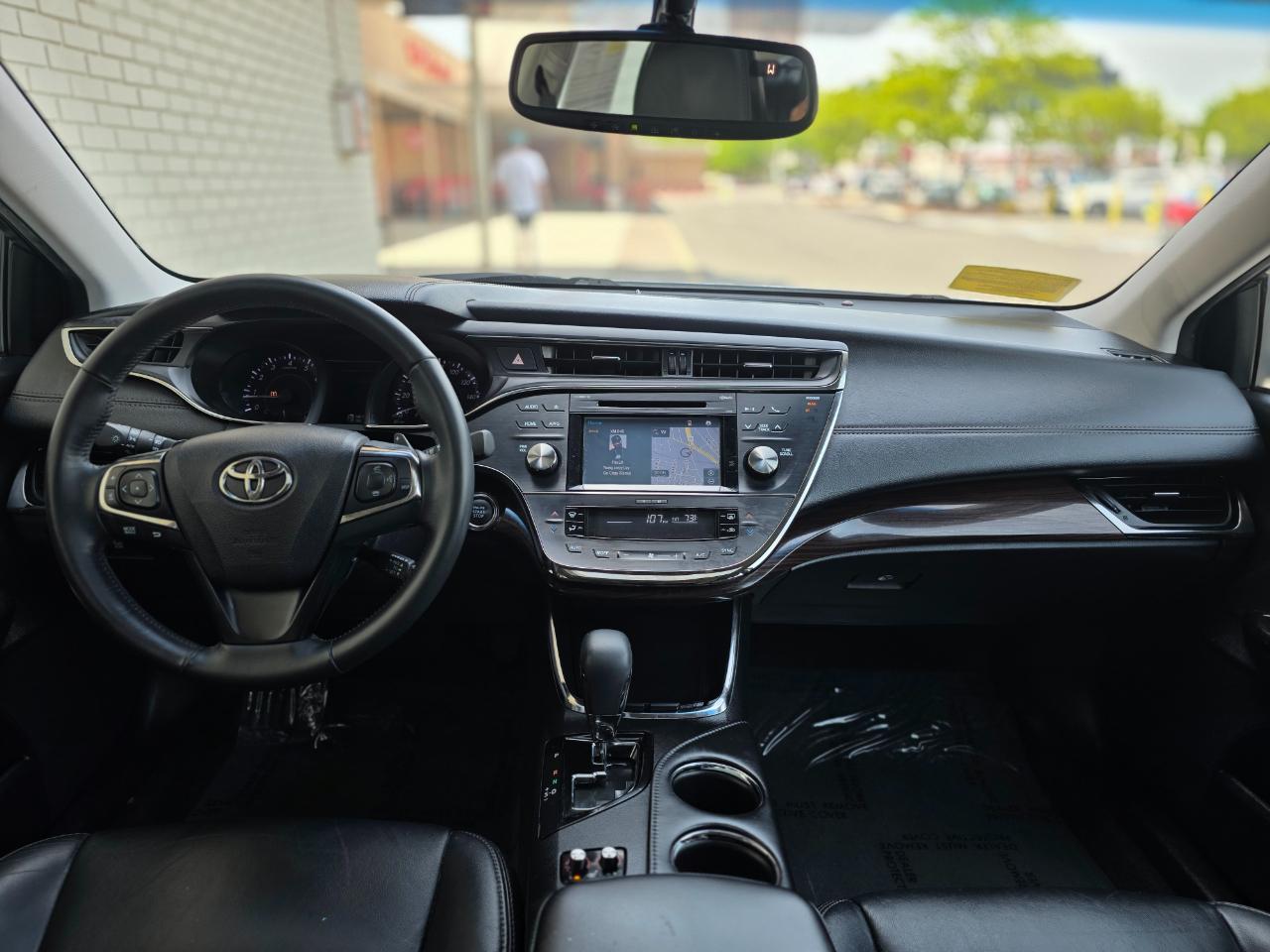 Toyota Avalon 4dr Sdn XLE Touring (Natl) 2015