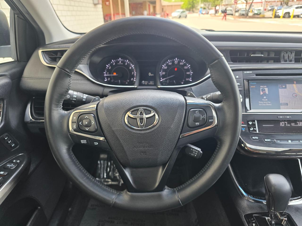 Toyota Avalon 4dr Sdn XLE Touring (Natl) 2015