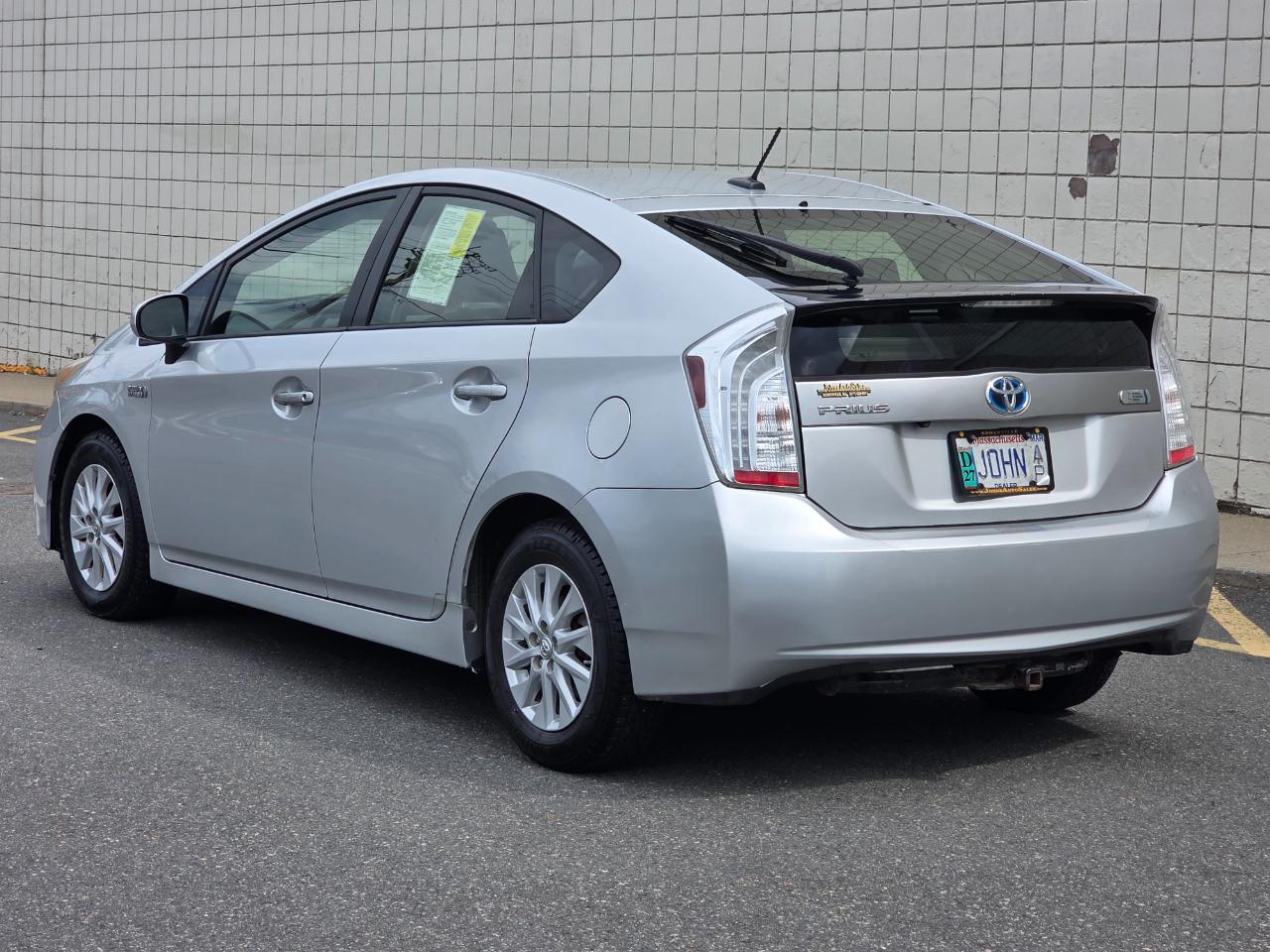Toyota Prius Plug-In 5dr HB (Natl) 2014