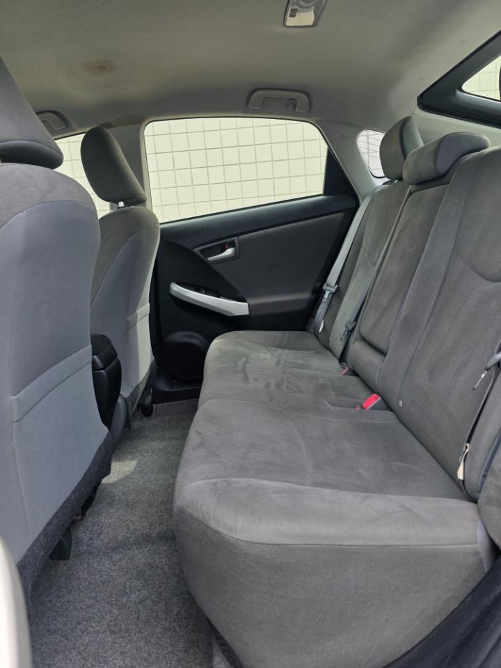 Toyota Prius Plug-In 5dr HB (Natl) 2014