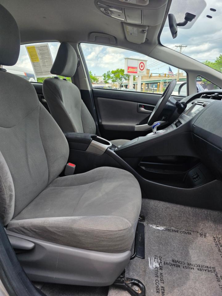 Toyota Prius Plug-In 5dr HB (Natl) 2014