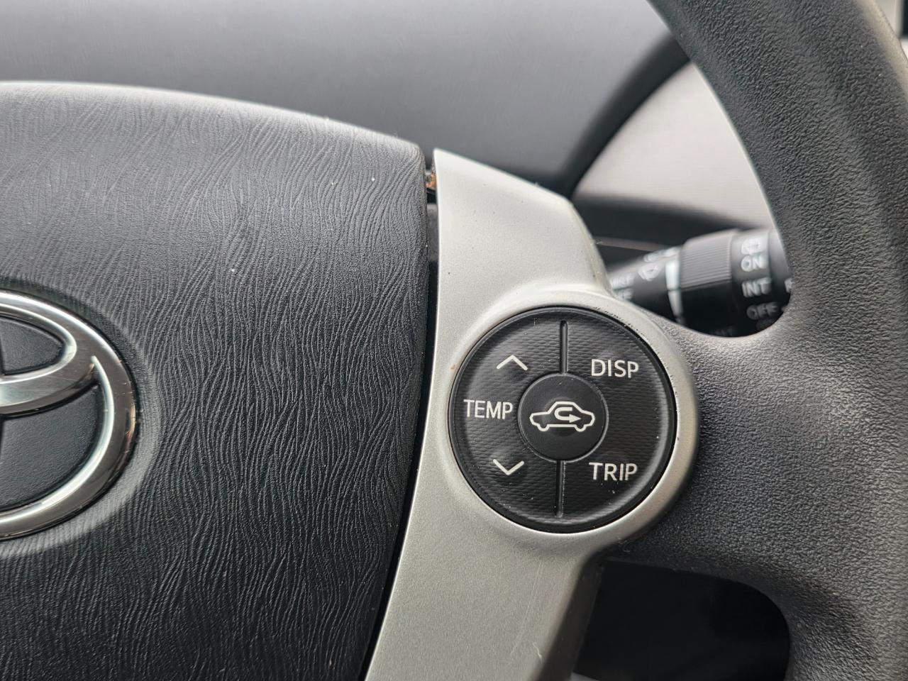 Toyota Prius Plug-In 5dr HB (Natl) 2014