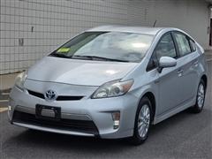 2014 Toyota Prius Plug-In 