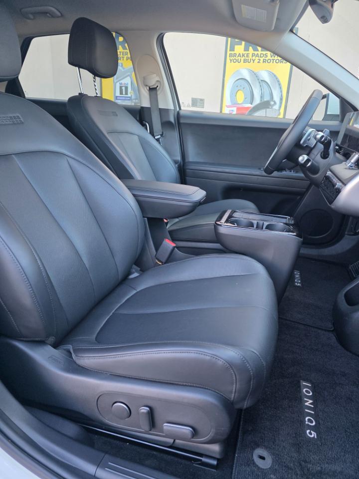 Hyundai Ioniq 5 SEL AWD *Ltd Avail* 2025