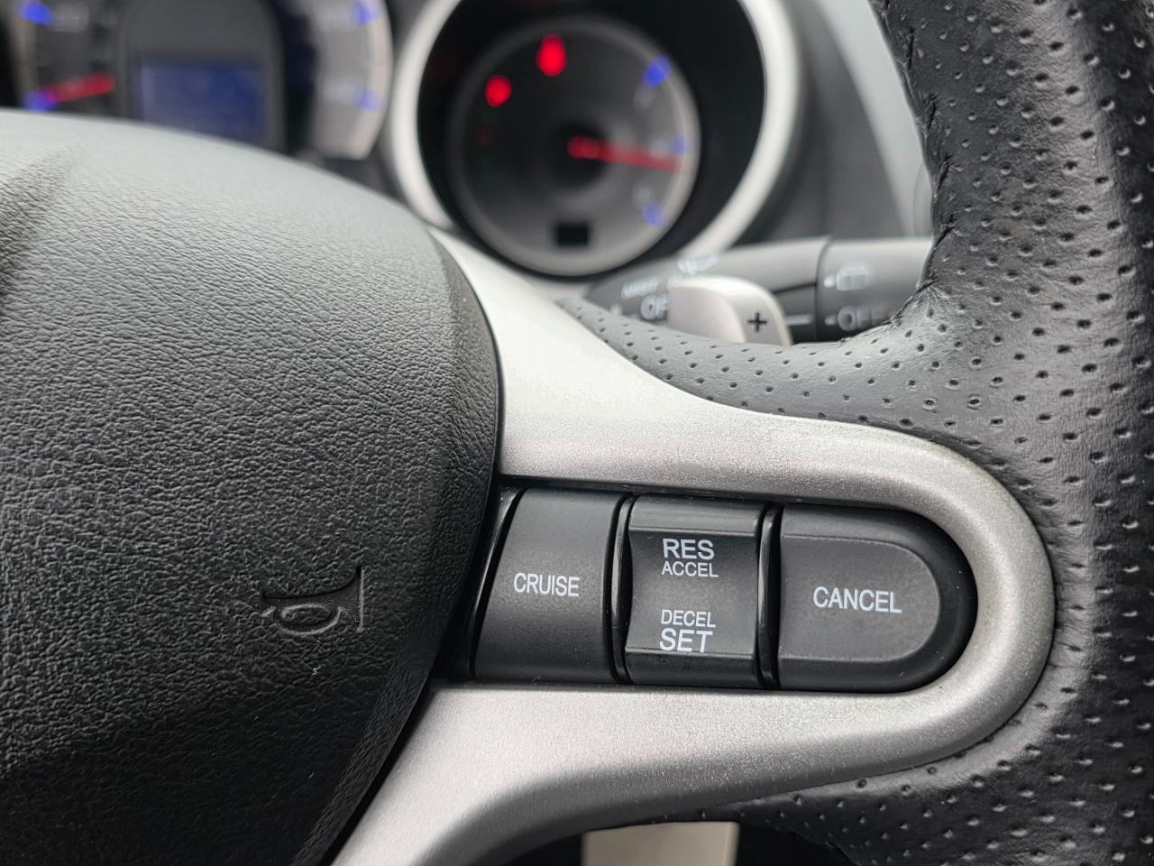 Honda Fit 5dr HB Auto Sport 2010