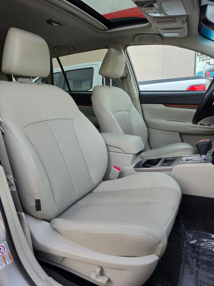 Subaru Outback 4dr Wgn H4 Auto 2.5i Limited 2014