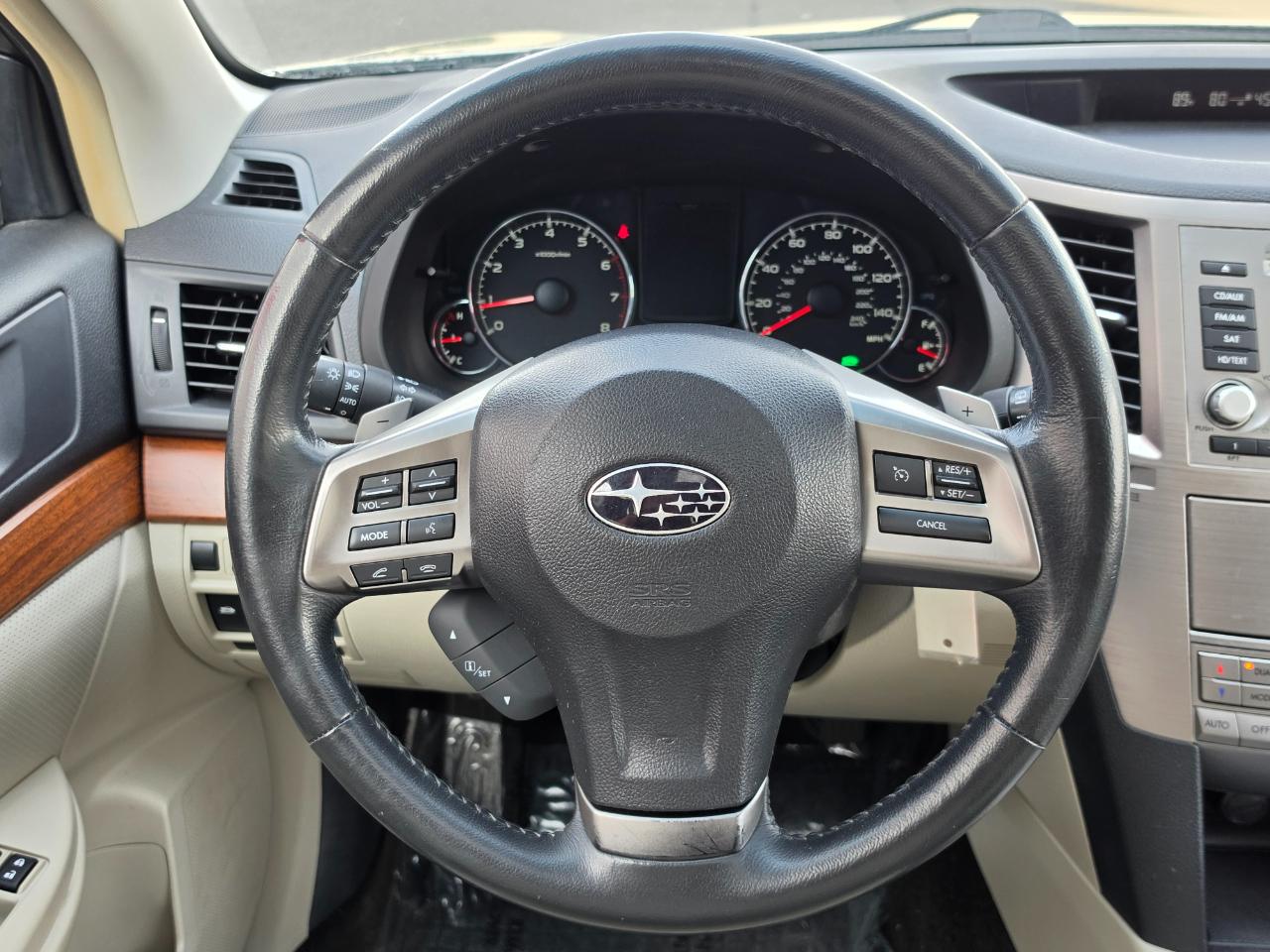 Subaru Outback 4dr Wgn H4 Auto 2.5i Limited 2014