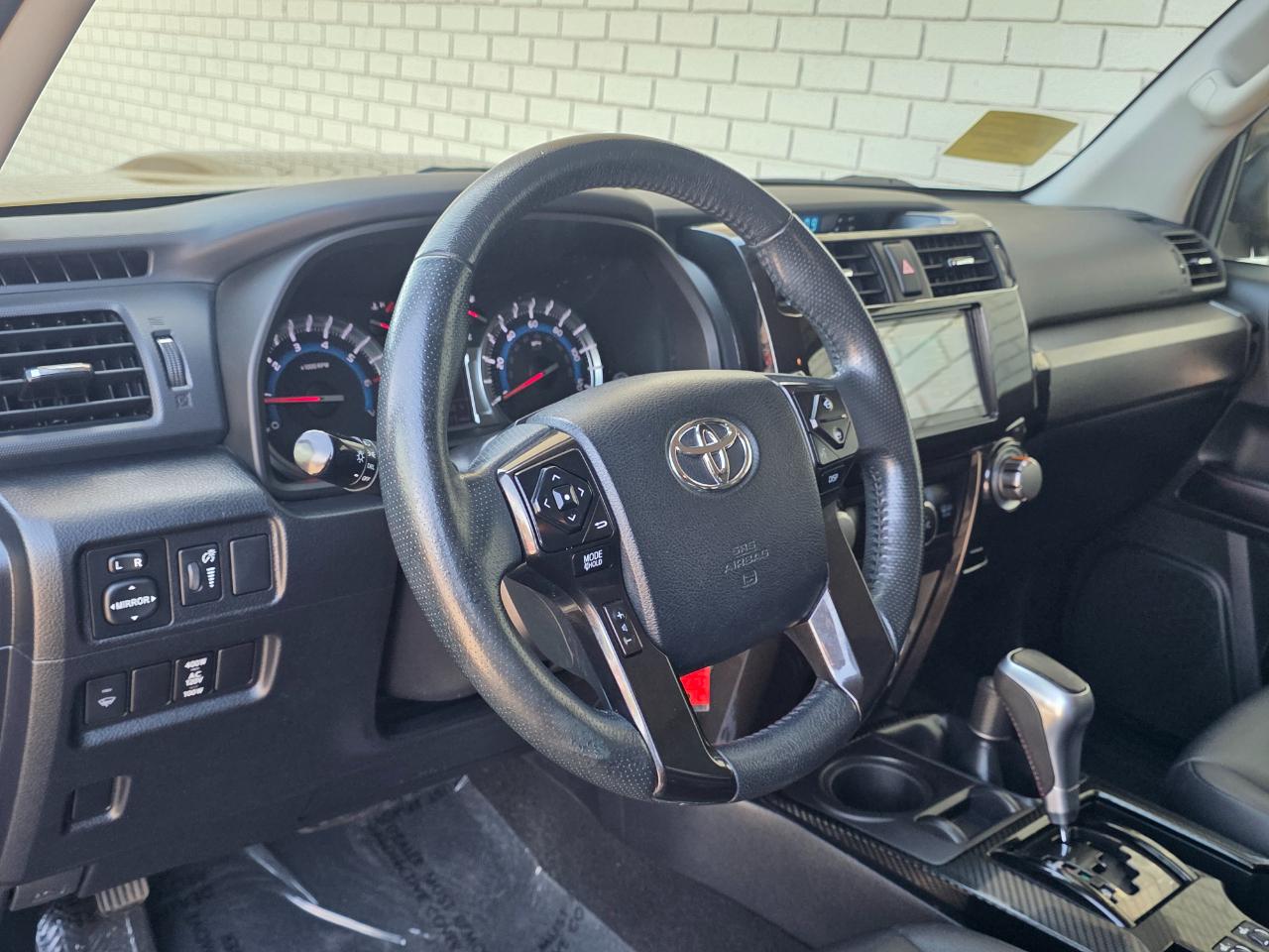 Toyota 4Runner TRD Off Road Premium 4WD (Natl) 2018