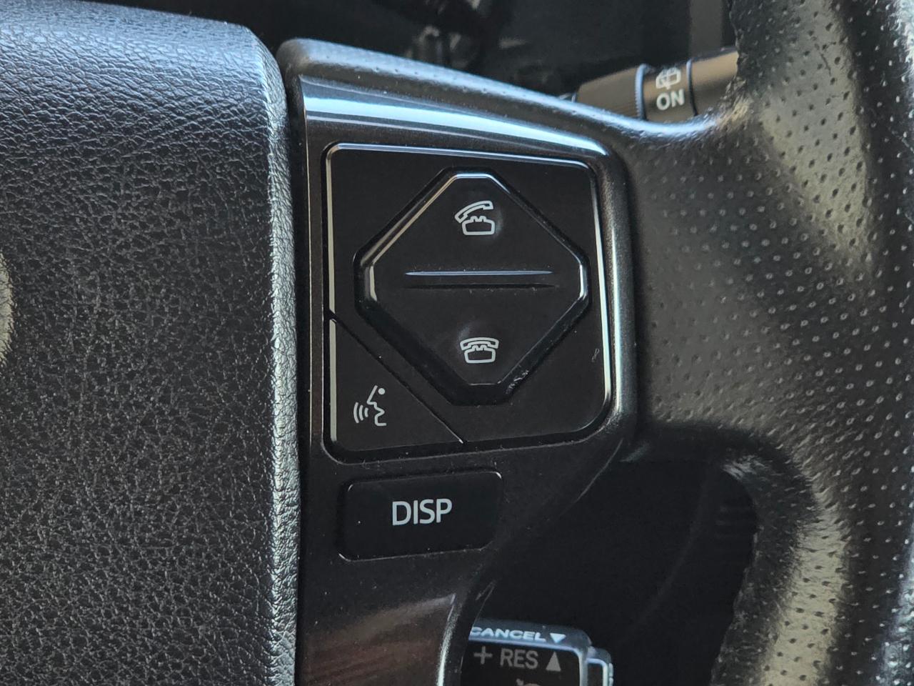 Toyota 4Runner TRD Off Road Premium 4WD (Natl) 2018