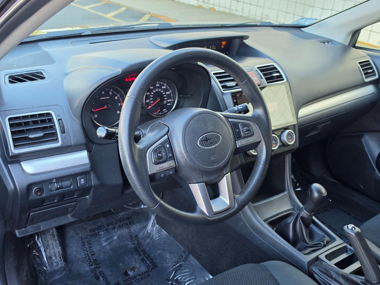 Subaru Crosstrek 2.0i Manual 2017
