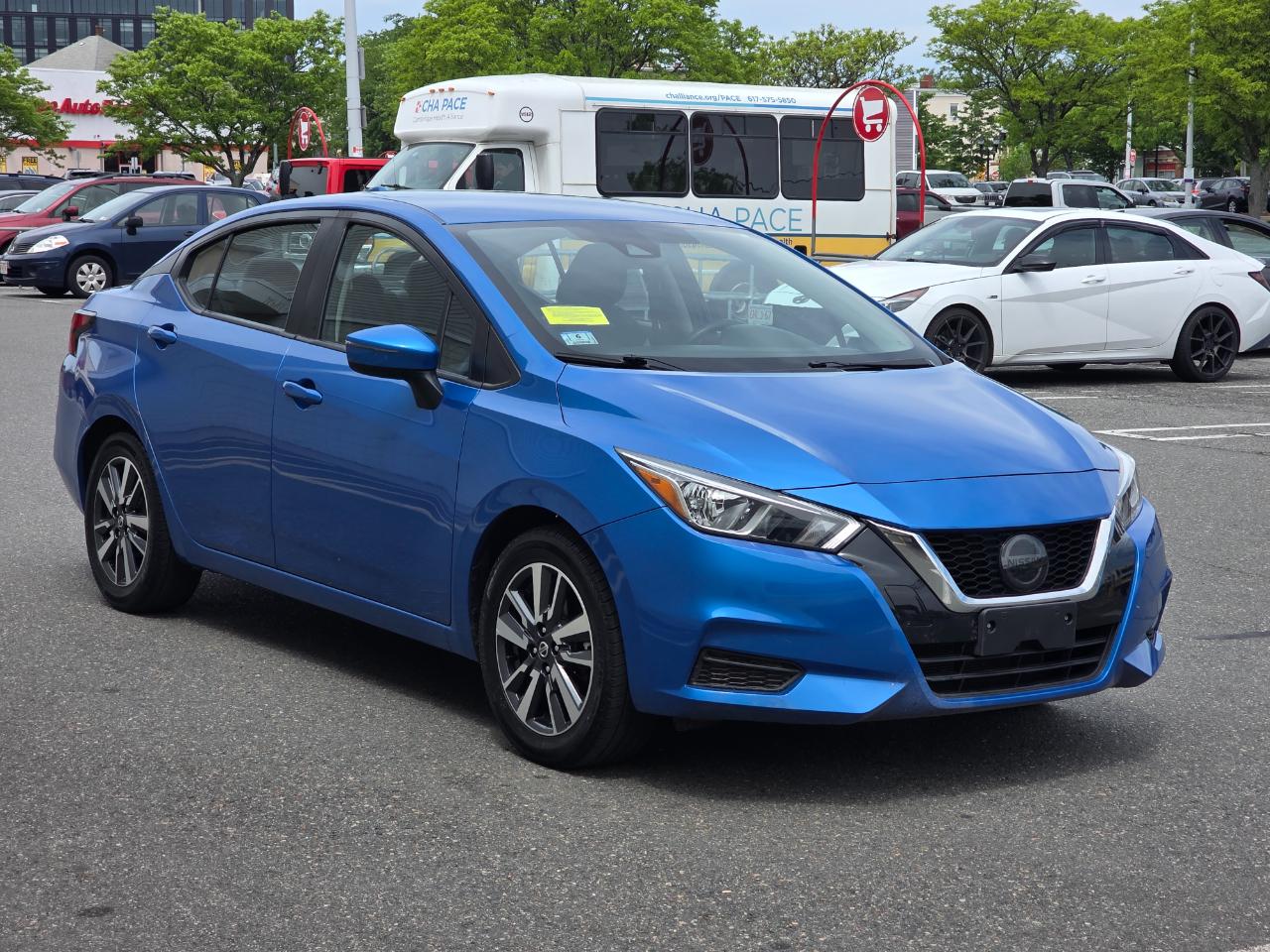 Nissan Versa SV CVT 2021