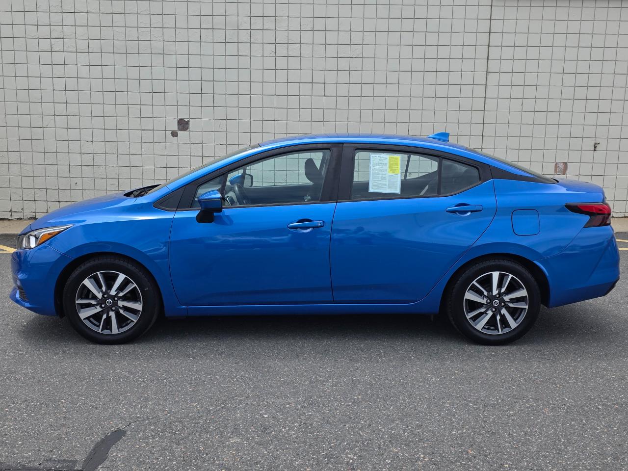 Nissan Versa SV CVT 2021