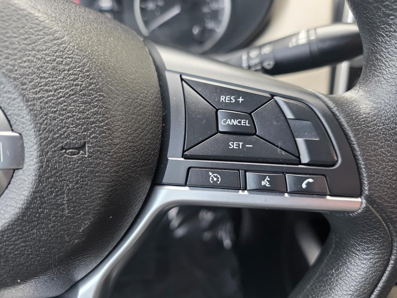 Nissan Versa SV CVT 2021
