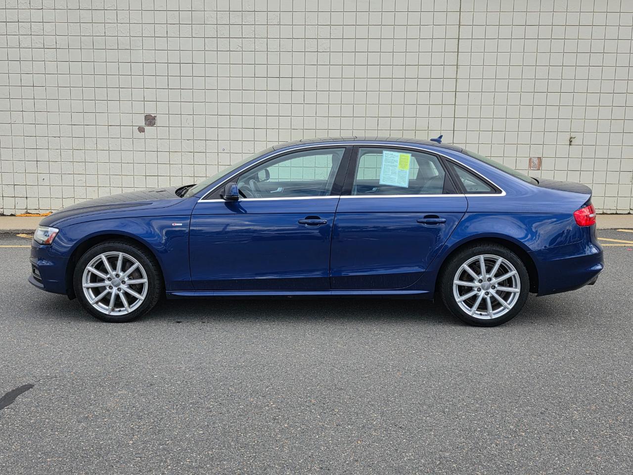 Audi A4 Auto quattro 2.0T Premium 2016