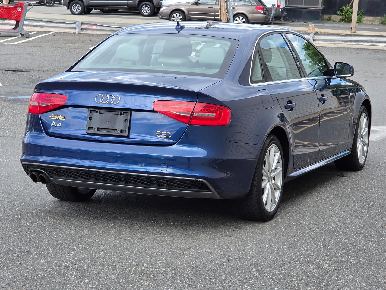 Audi A4 Auto quattro 2.0T Premium 2016