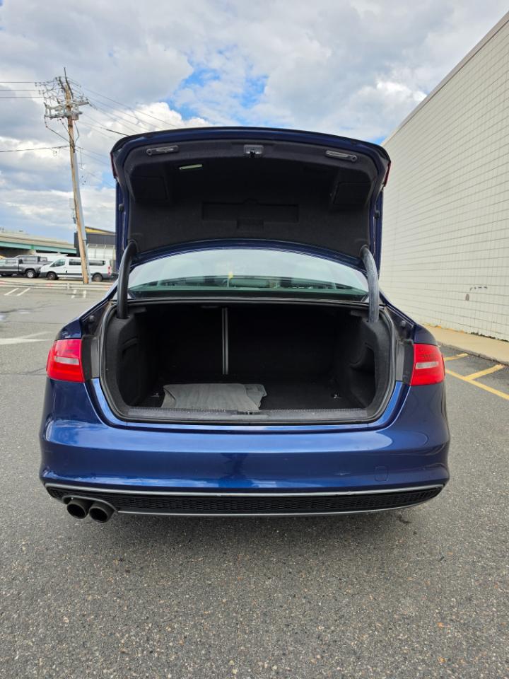 Audi A4 Auto quattro 2.0T Premium 2016