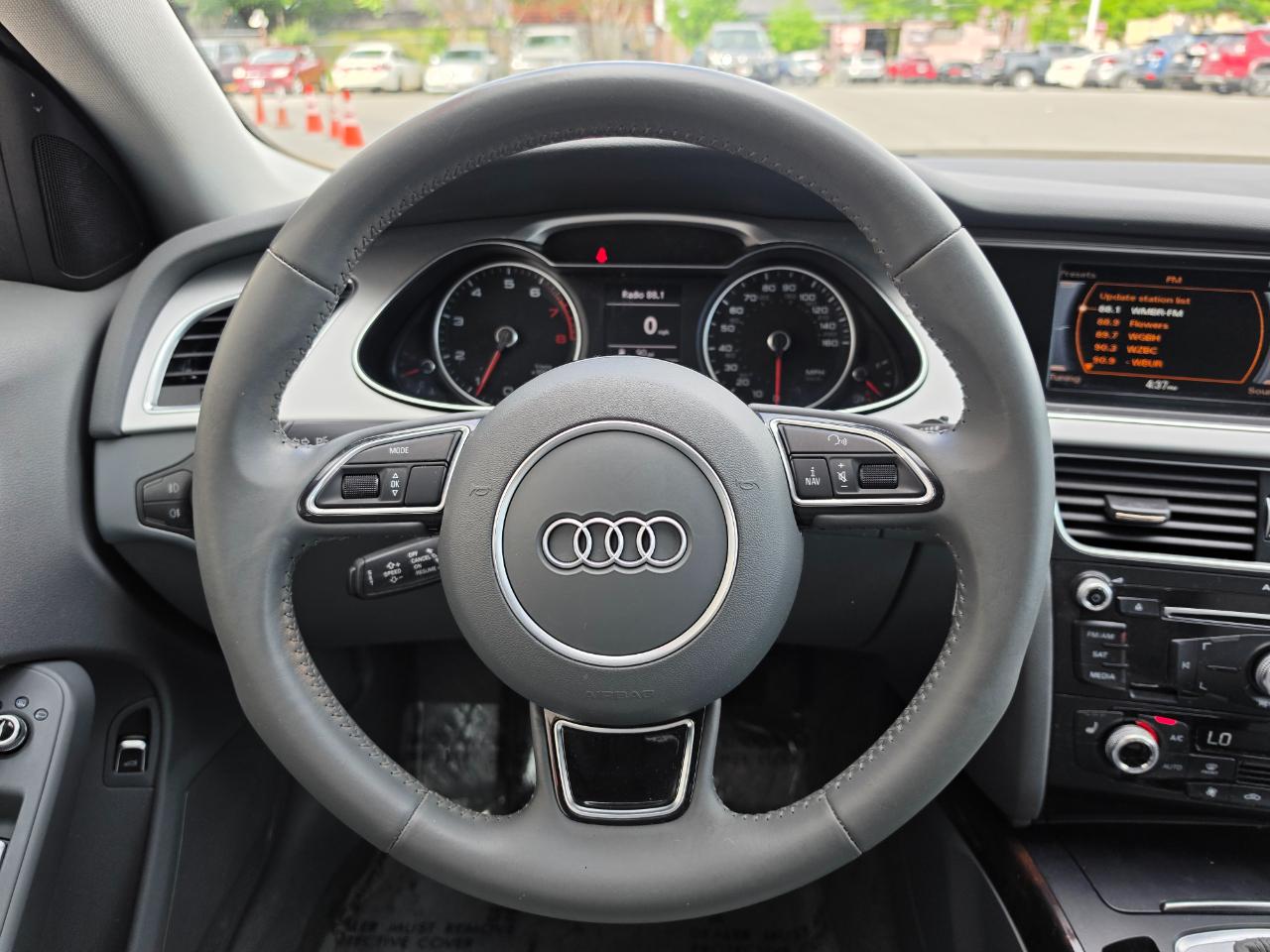 Audi A4 Auto quattro 2.0T Premium 2016