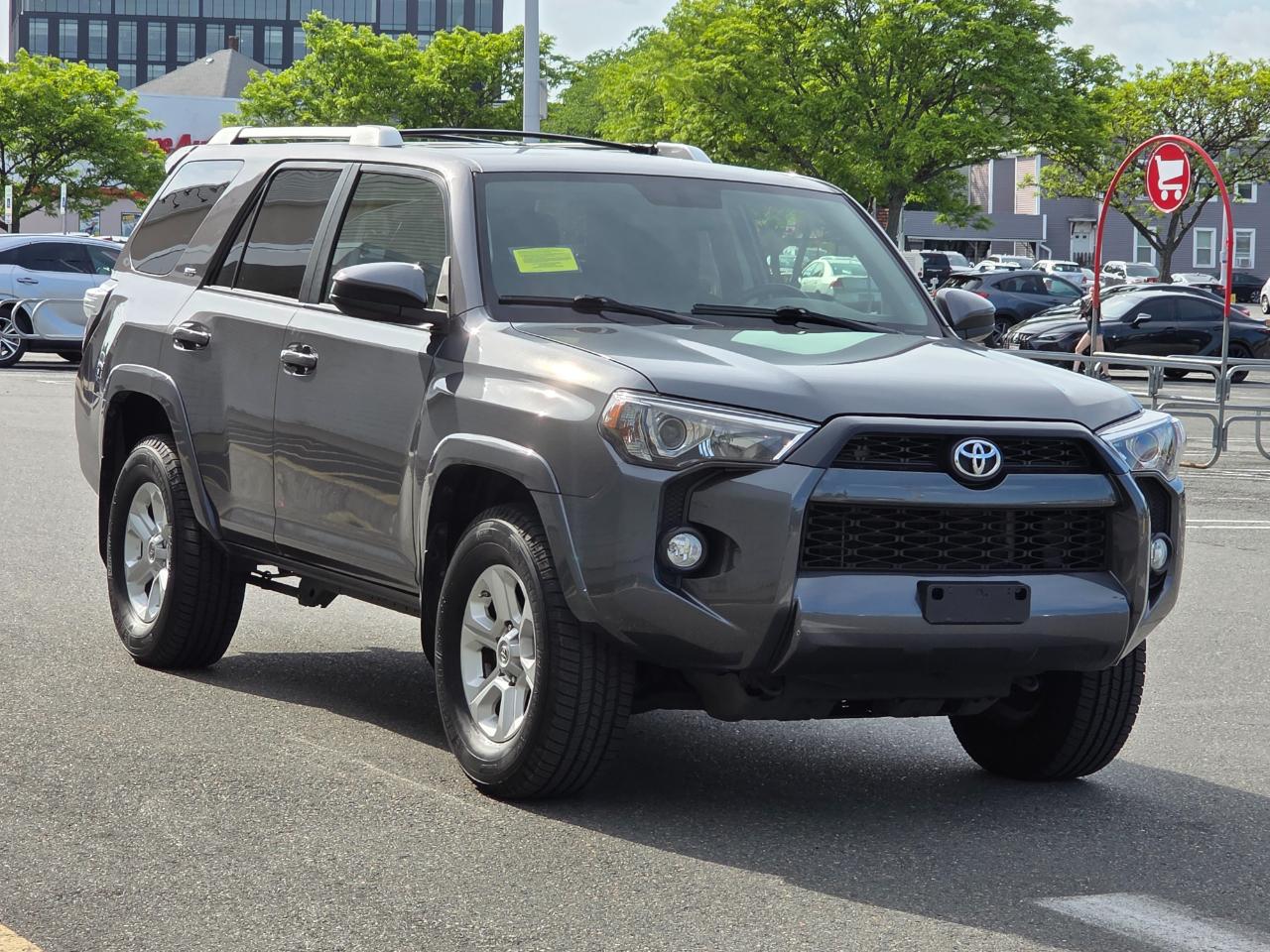 Toyota 4Runner SR5 Premium 2WD (Natl) 2017