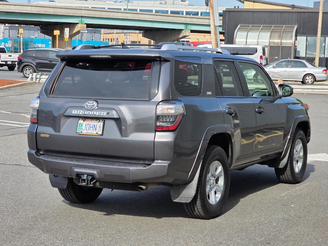 Toyota 4Runner SR5 Premium 2WD (Natl) 2017