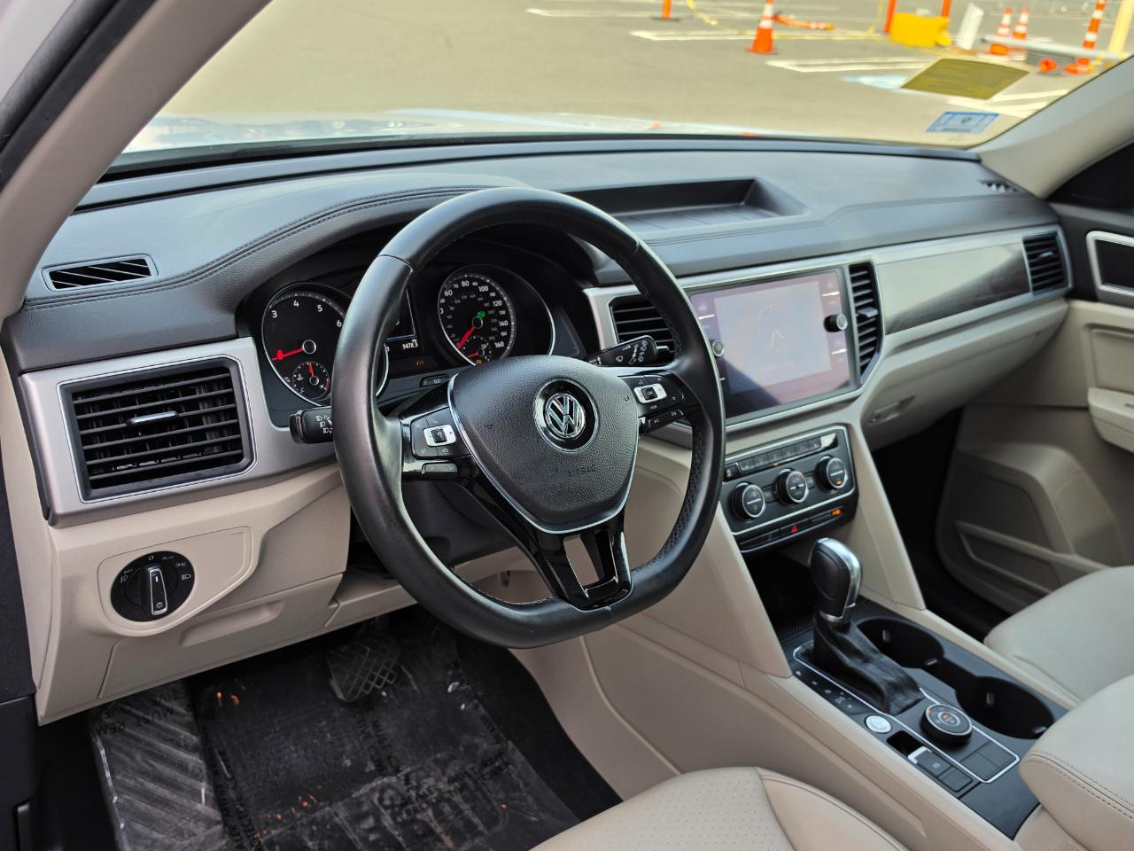 Volkswagen Atlas 3.6L V6 SE w/Technology 4MOTION 2019