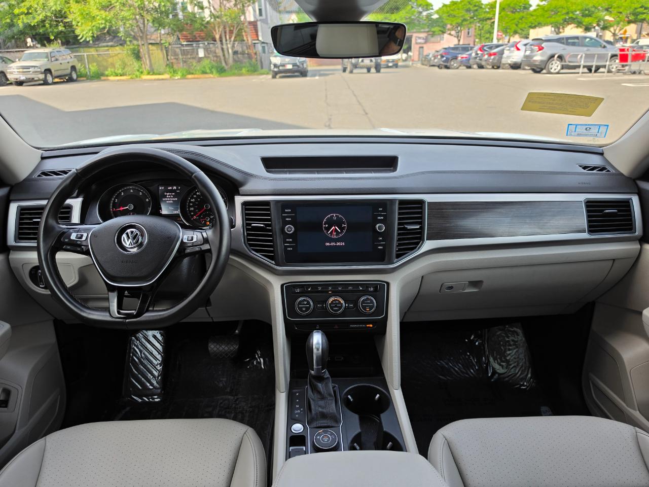 Volkswagen Atlas 3.6L V6 SE w/Technology 4MOTION 2019