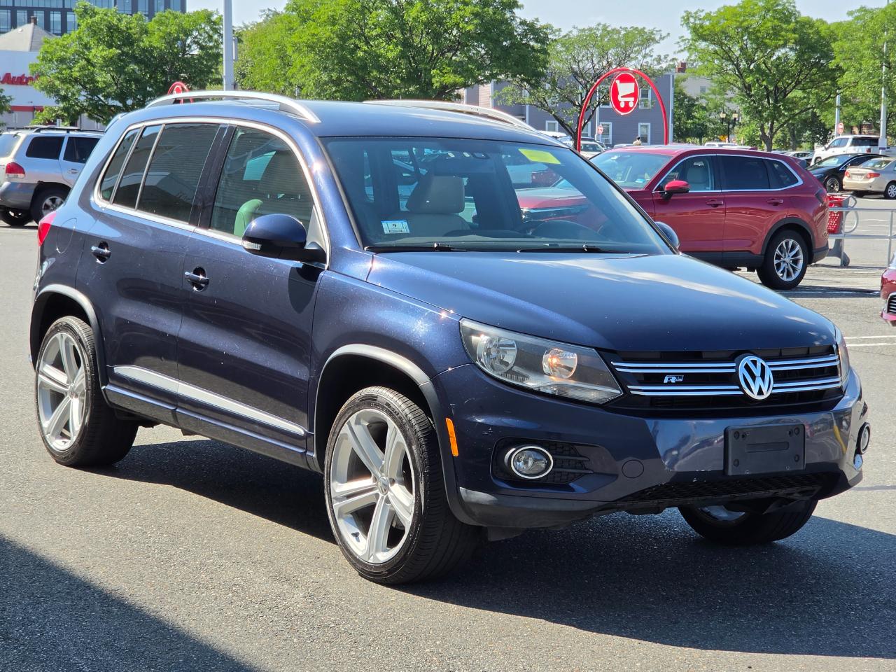 Volkswagen Tiguan 4MOTION 4dr Auto R-Line 2016