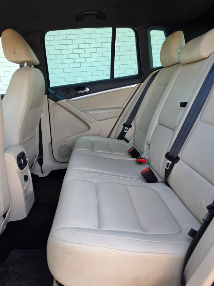 Volkswagen Tiguan 4MOTION 4dr Auto R-Line 2016