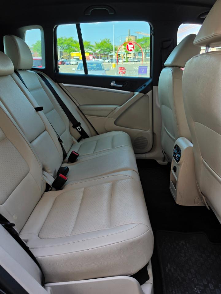Volkswagen Tiguan 4MOTION 4dr Auto R-Line 2016