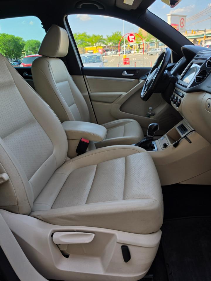 Volkswagen Tiguan 4MOTION 4dr Auto R-Line 2016