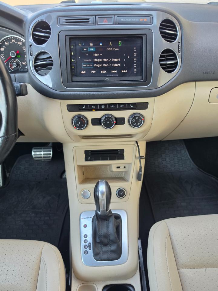 Volkswagen Tiguan 4MOTION 4dr Auto R-Line 2016
