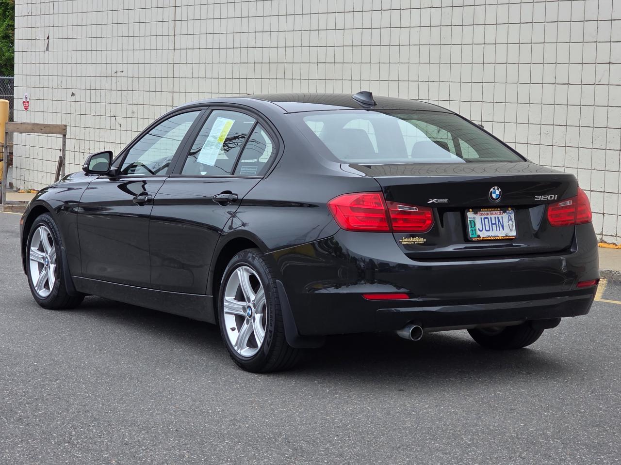 BMW 3 Series 4dr Sdn 320i xDrive AWD 2014