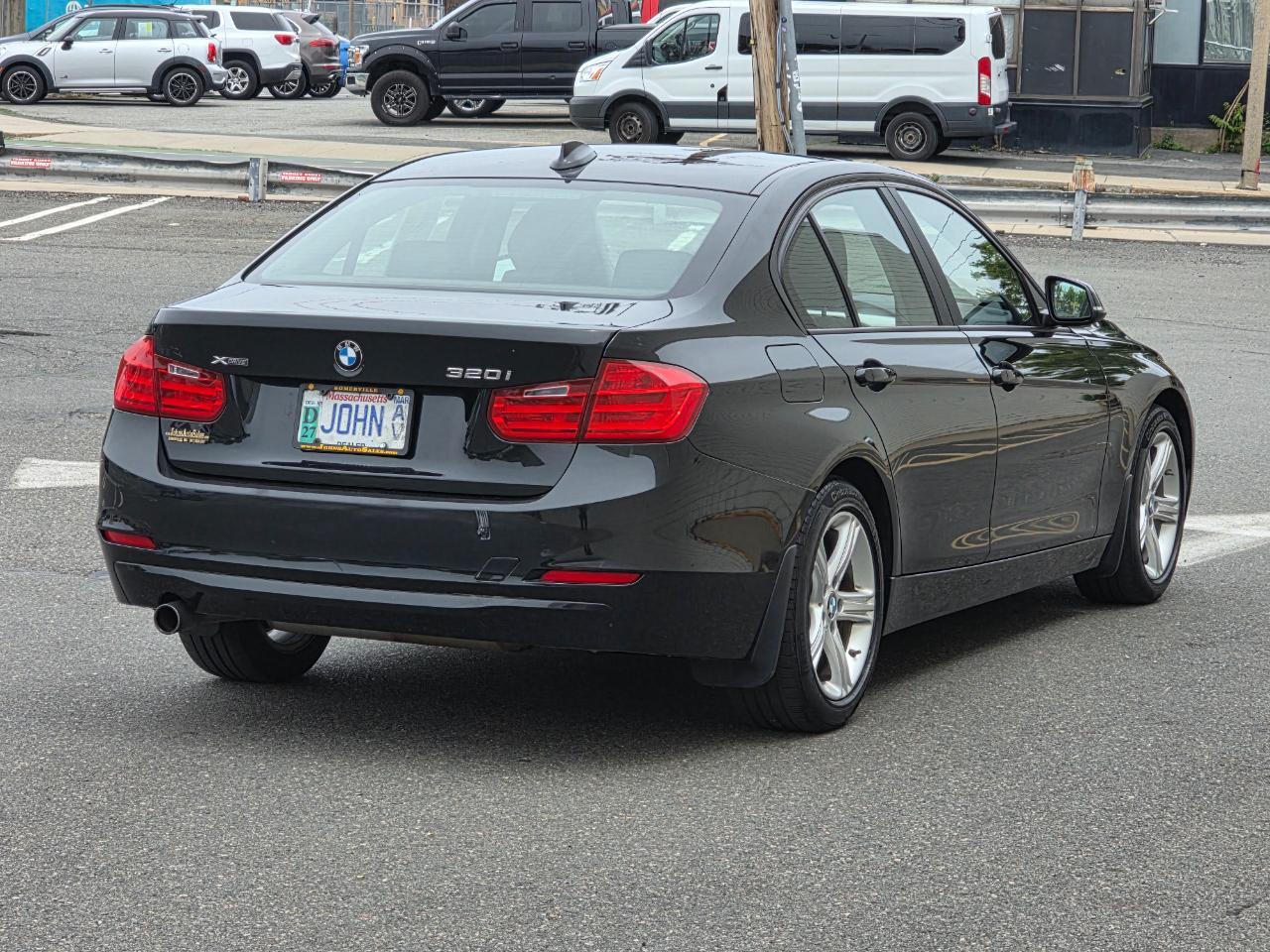 BMW 3 Series 4dr Sdn 320i xDrive AWD 2014