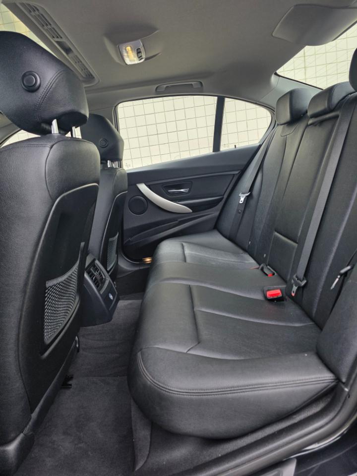 BMW 3 Series 4dr Sdn 320i xDrive AWD 2014