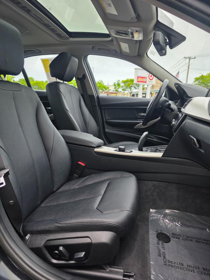 BMW 3 Series 4dr Sdn 320i xDrive AWD 2014
