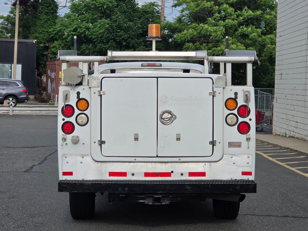 Ford Super Duty F-250 SRW  2011