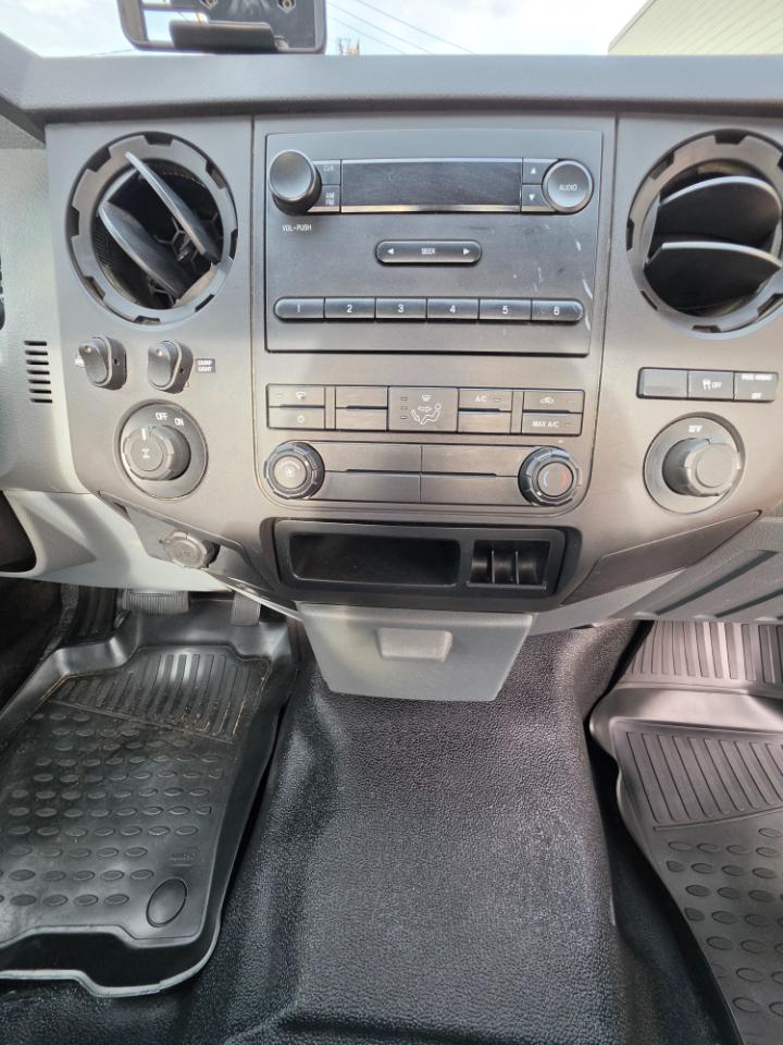 Ford Super Duty F-250 SRW  2011
