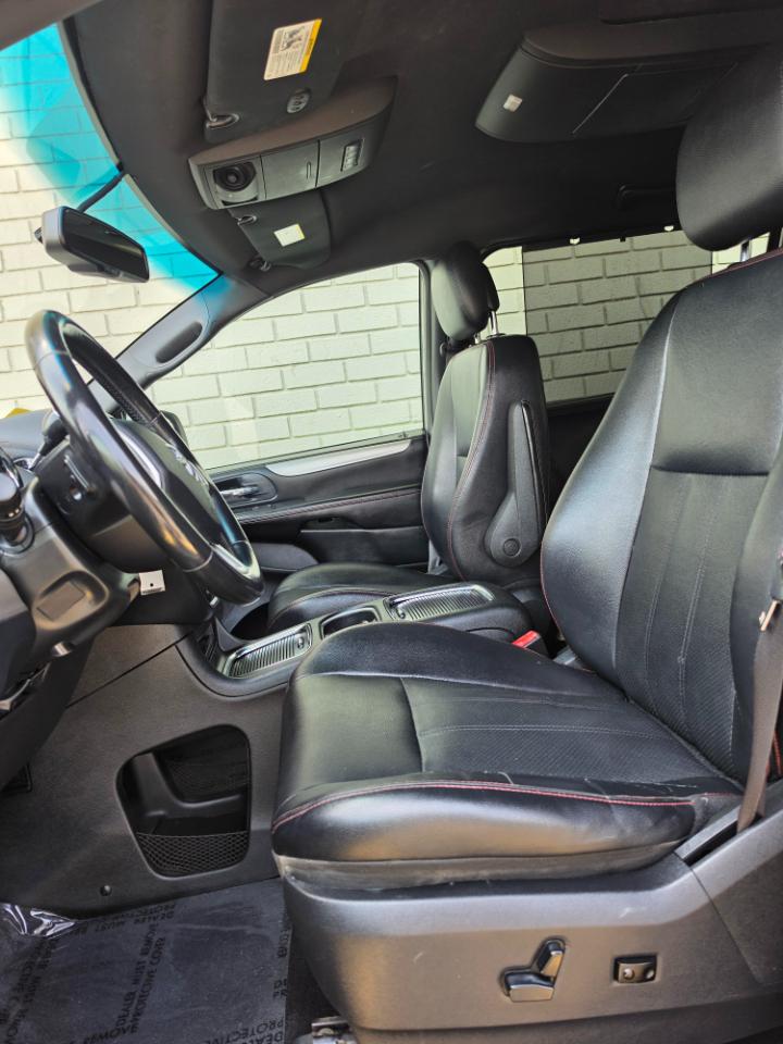 Dodge Grand Caravan GT Wagon Fleet 2017