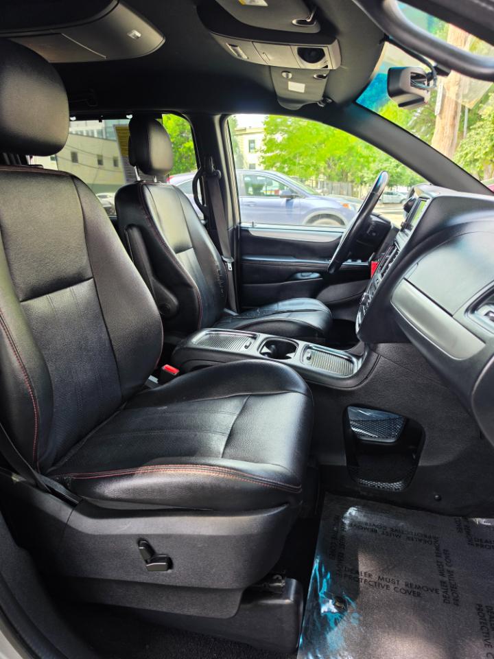 Dodge Grand Caravan GT Wagon Fleet 2017