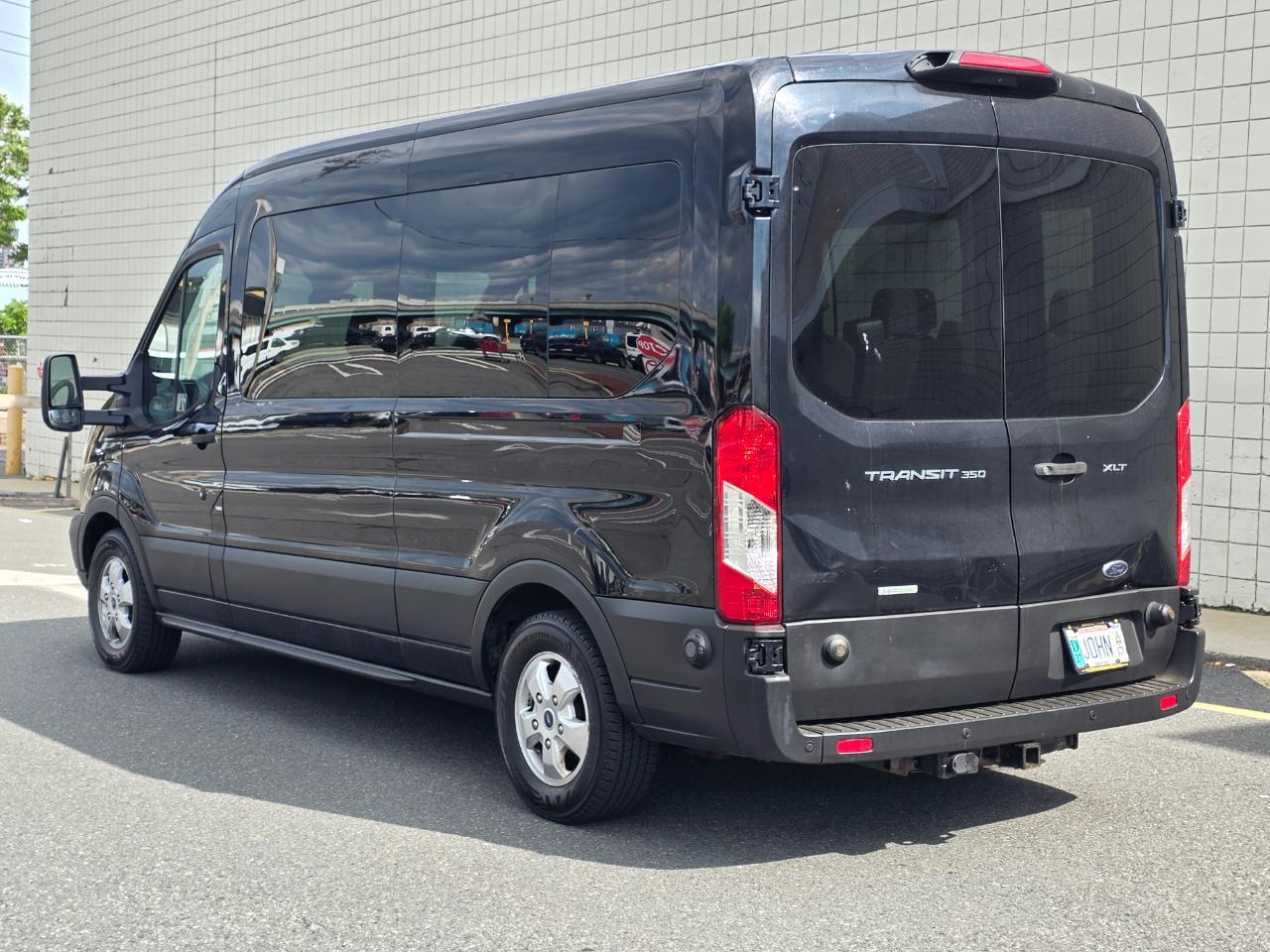 Ford Transit Passenger Wagon T-350 148" Med Roof XLT Sliding RH Dr 2019