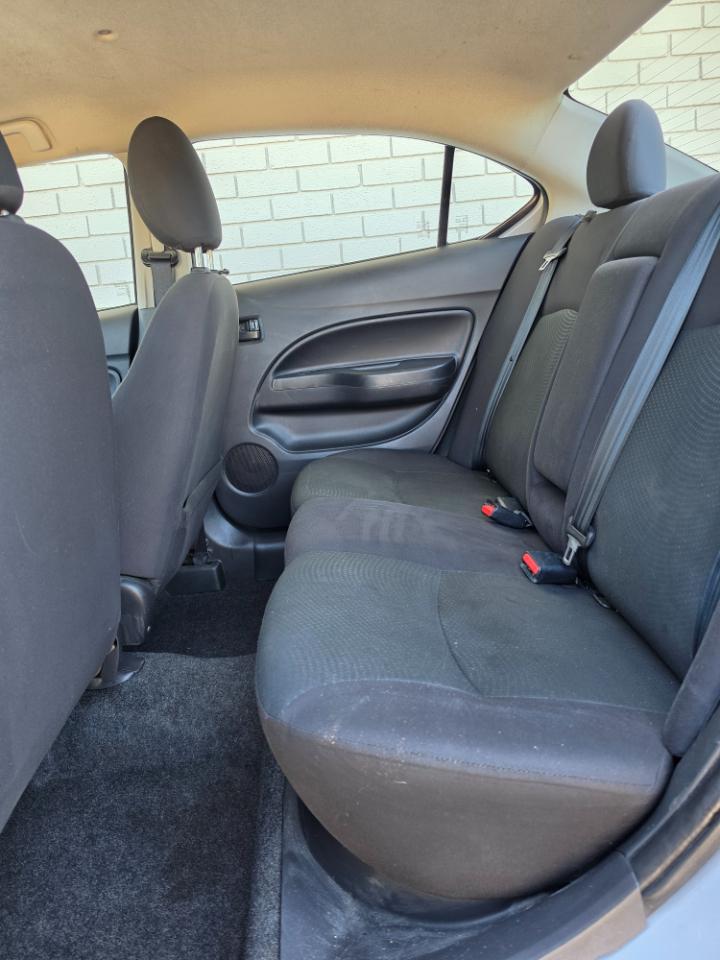 Mitsubishi Mirage G4 ES CVT 2018