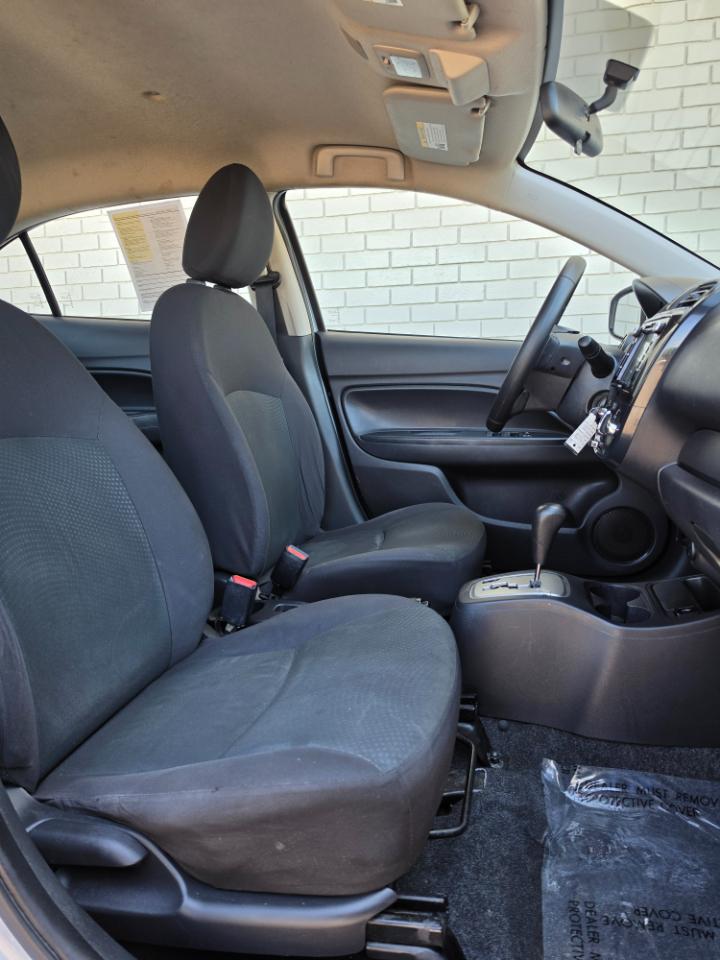 Mitsubishi Mirage G4 ES CVT 2018