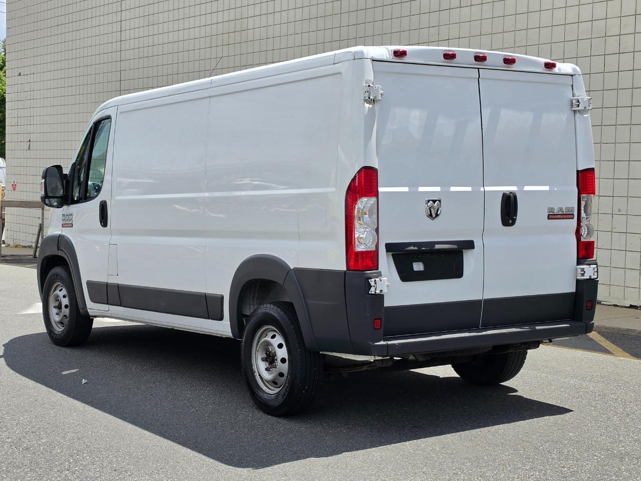 RAM ProMaster Cargo Van 1500 Low Roof 136" WB 2017