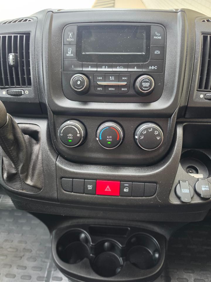 RAM ProMaster Cargo Van 1500 Low Roof 136" WB 2017
