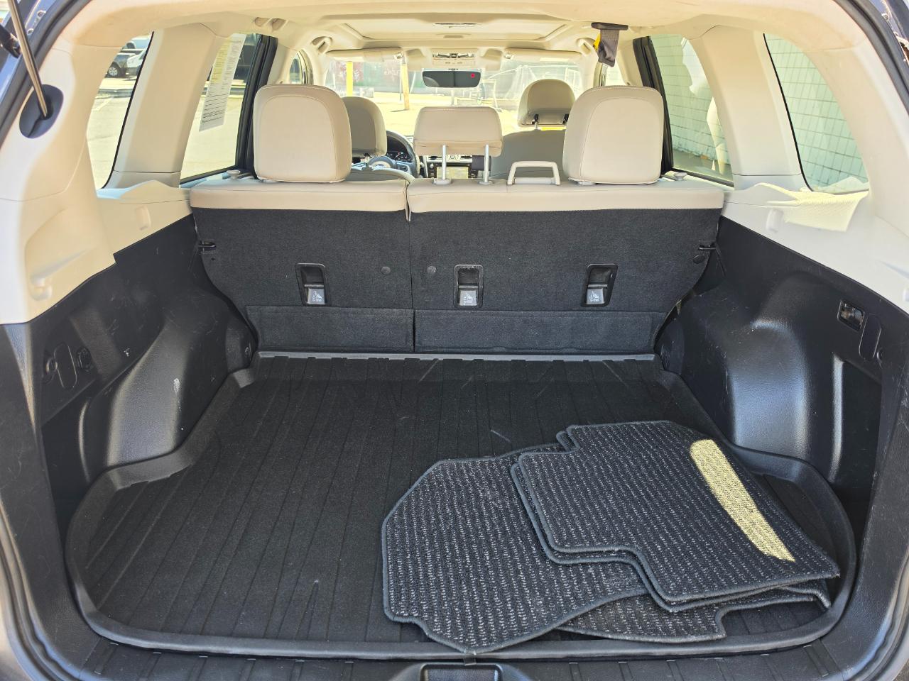 Subaru Forester 2.5i Limited CVT 2017
