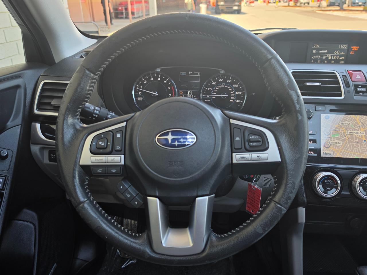 Subaru Forester 2.5i Limited CVT 2017