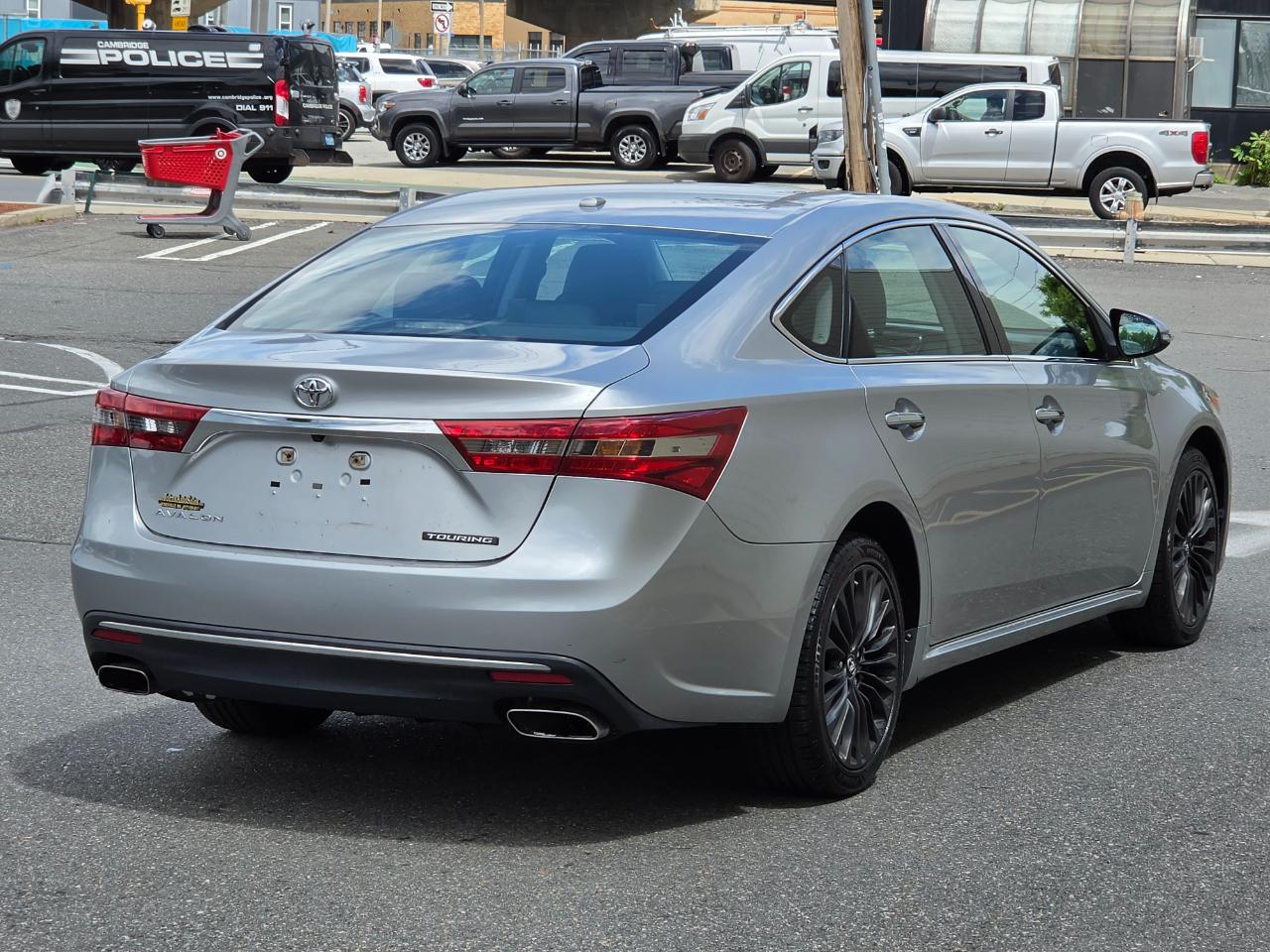 Toyota Avalon 4dr Sdn XLE Premium (Natl) 2016