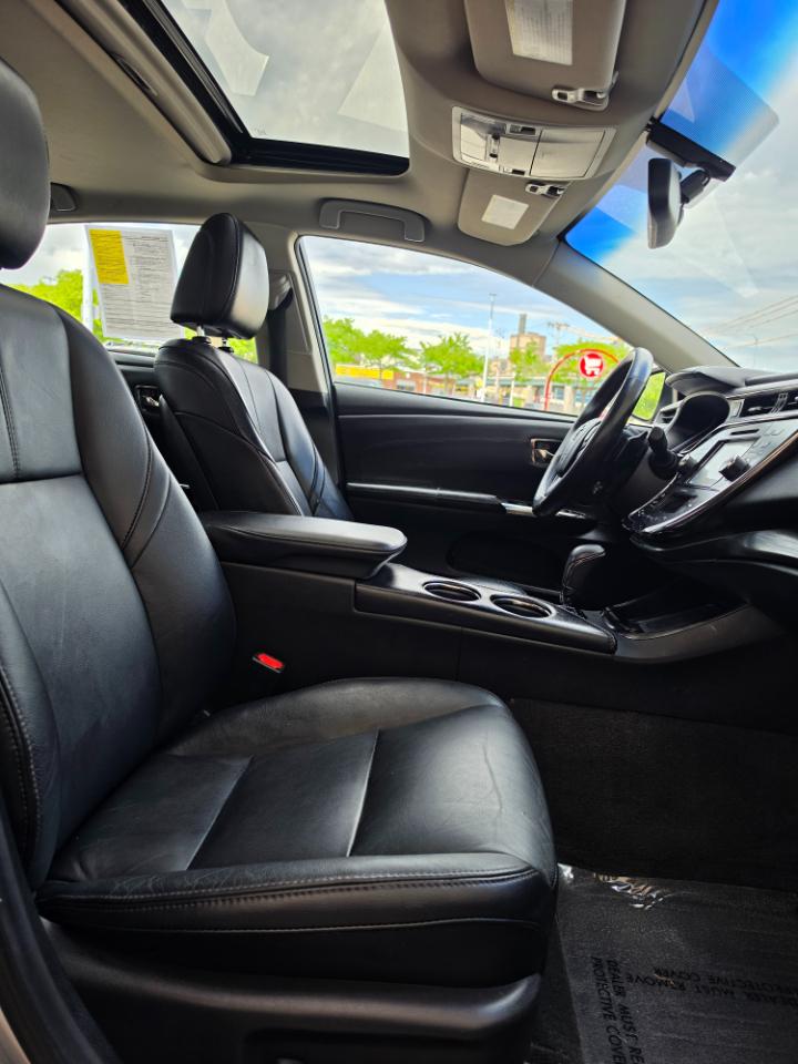 Toyota Avalon 4dr Sdn XLE Premium (Natl) 2016