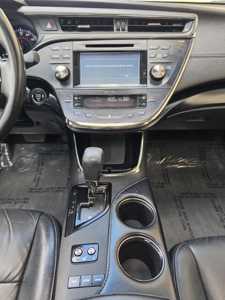 Toyota Avalon 4dr Sdn XLE Premium (Natl) 2016