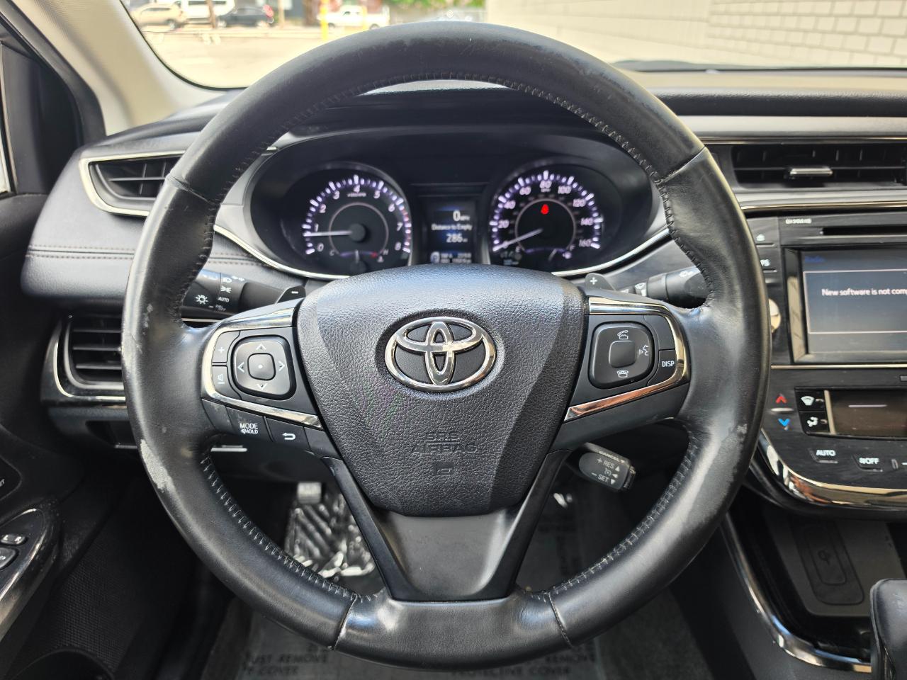 Toyota Avalon 4dr Sdn XLE Premium (Natl) 2016